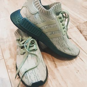 Adidas NMD R1 Primeknit